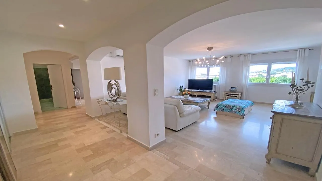 Les Saisons Apartment Sainte-Maxime